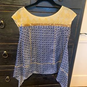 Women’s blouse